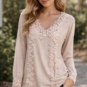 POL Light Violet Applique Floral Pullover Top Lace Cottagecore Long Sleeve Sz S